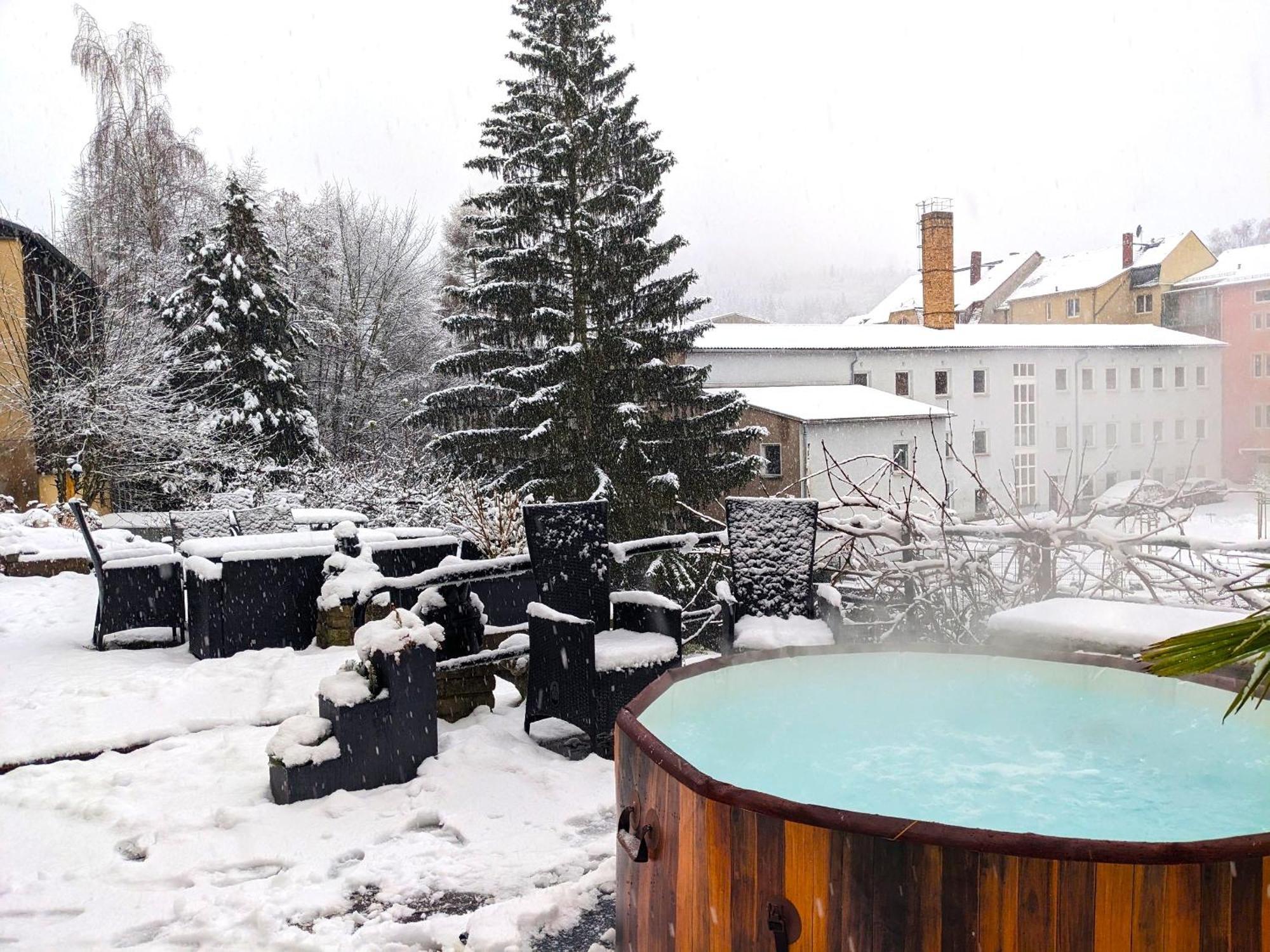 F1 - Urlaubsmagie - Helle Wohnung Mit Sauna & Pool & Whirlpool Зебниц Екстериор снимка